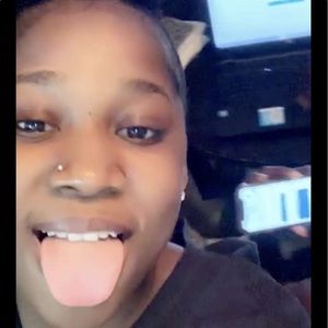 Meet your Posher, Jelanda